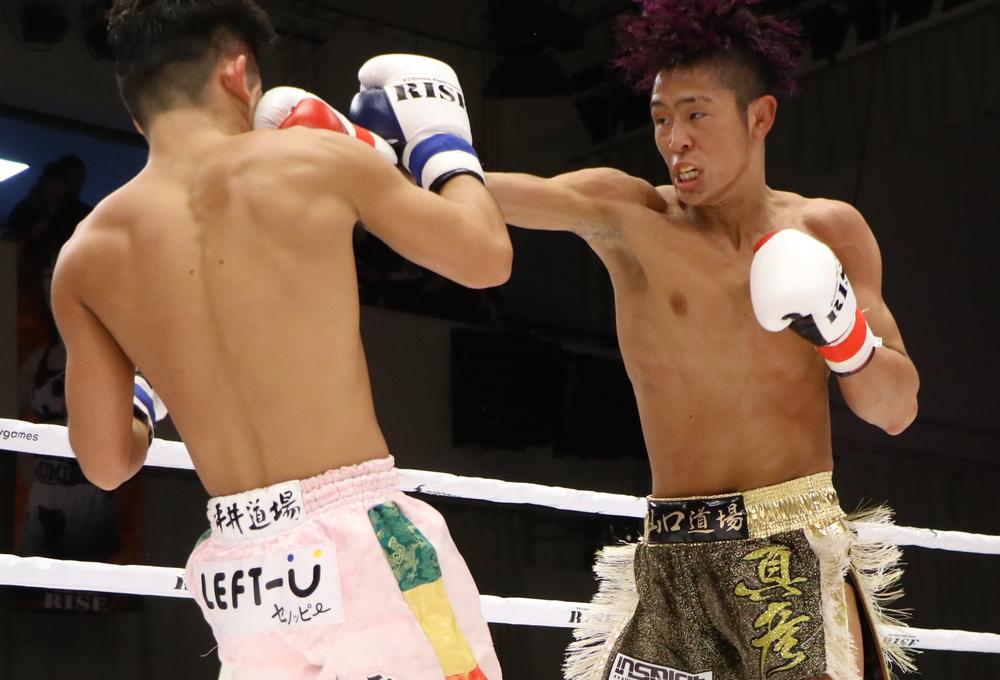 【RISE】TKO防衛の鈴木真彦、リングサイドの那須川天心を見て「ここは意地でも倒さなあかんと思った」