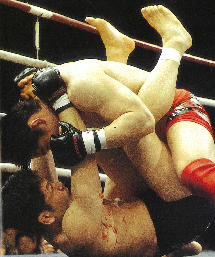 【1999年4月の格闘技】ミノワマンが頭突きありの過激ルールで大道塾王者と死闘