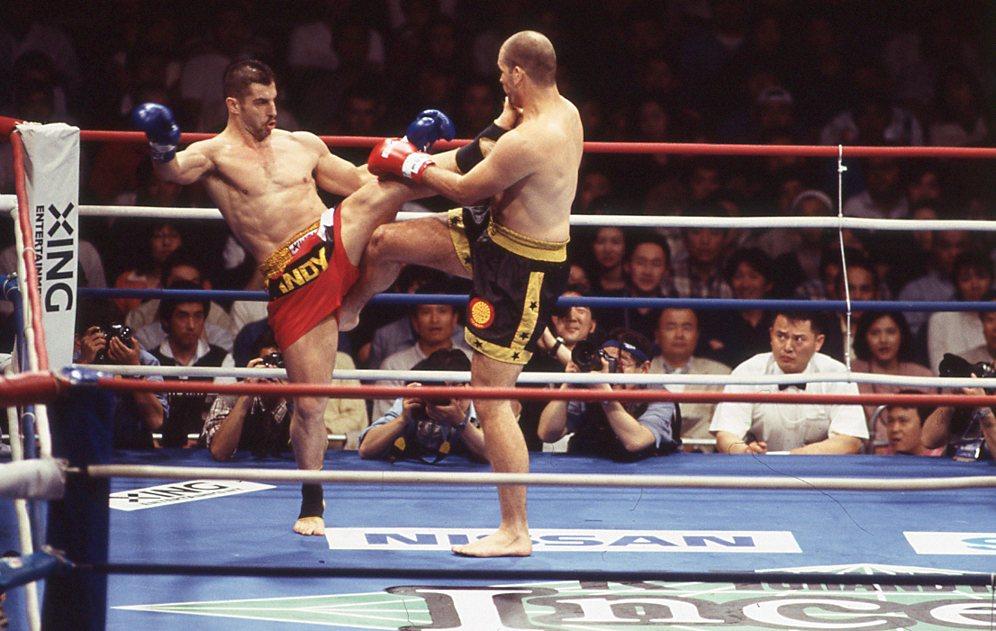 【1996年5月の格闘技】アンディ・フグが身長210cm、体重115.2kgの巨漢マーブを秒殺KOで好発進