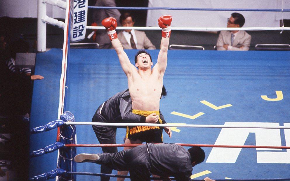 【1990年6月の格闘技】佐竹雅昭がキックボクシングに初挑戦、ニールセンを初回KO、頭突きも飛び出した