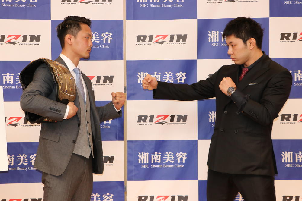 【RIZIN】王者・牛久絢太郎「前回の勝利がたまたまでないことを証明する」、斎藤裕は「自分のベルトを返してもらう」と奪還宣言