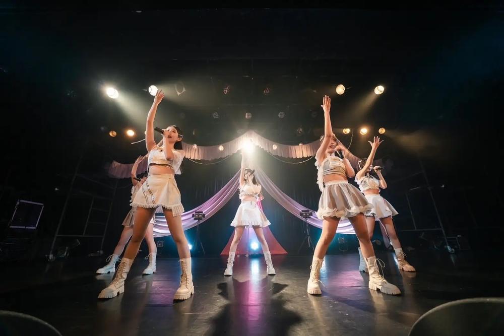 【RIZIN】9頭身の2023・2024年RIZINガール倉智天彩がアイドルグループで再出発「私アイドルになっちまったよん」