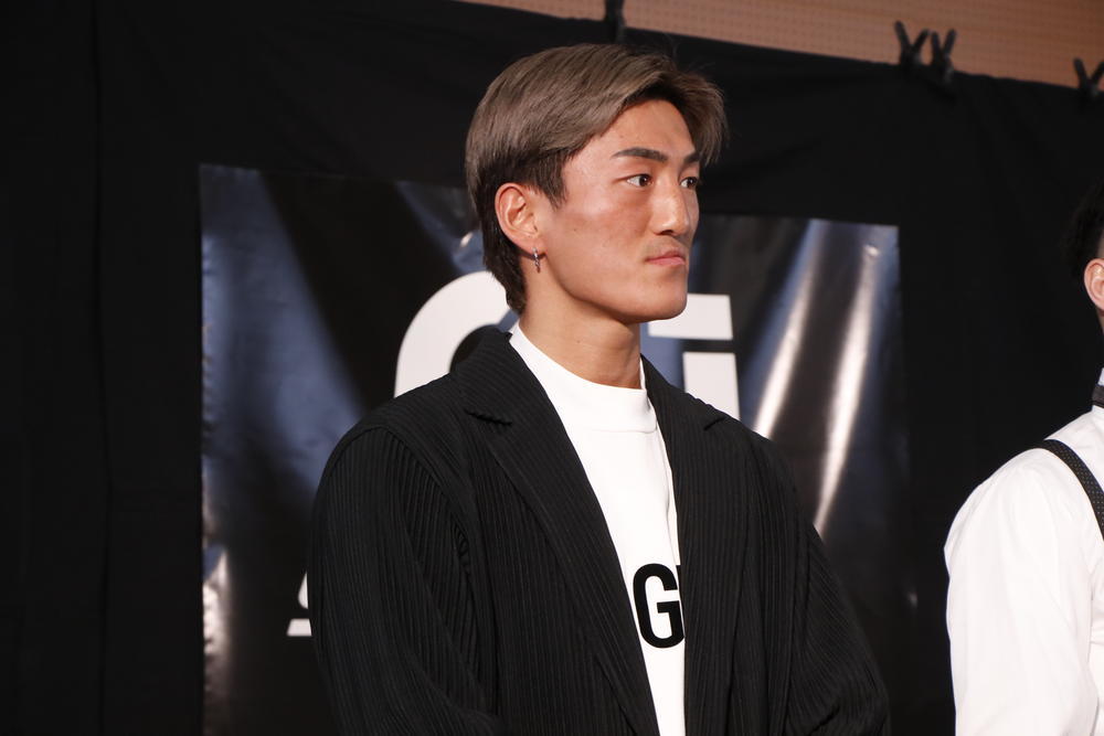 【K-1】「強行突破」と発言していた初代バンタム級王者・黒田斗真との契約満了を発表