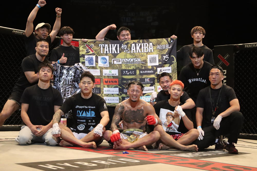 【PANCARSE】秋葉太樹が谷村泰嘉の最終回の逆襲を凌ぎ判定勝ち、岸田宙大が織部修也を腕十字極める、フェザー級・敢流が糸川義人に一本勝ち、岩本達彦が上田智大をヒジ連打で初回TKO