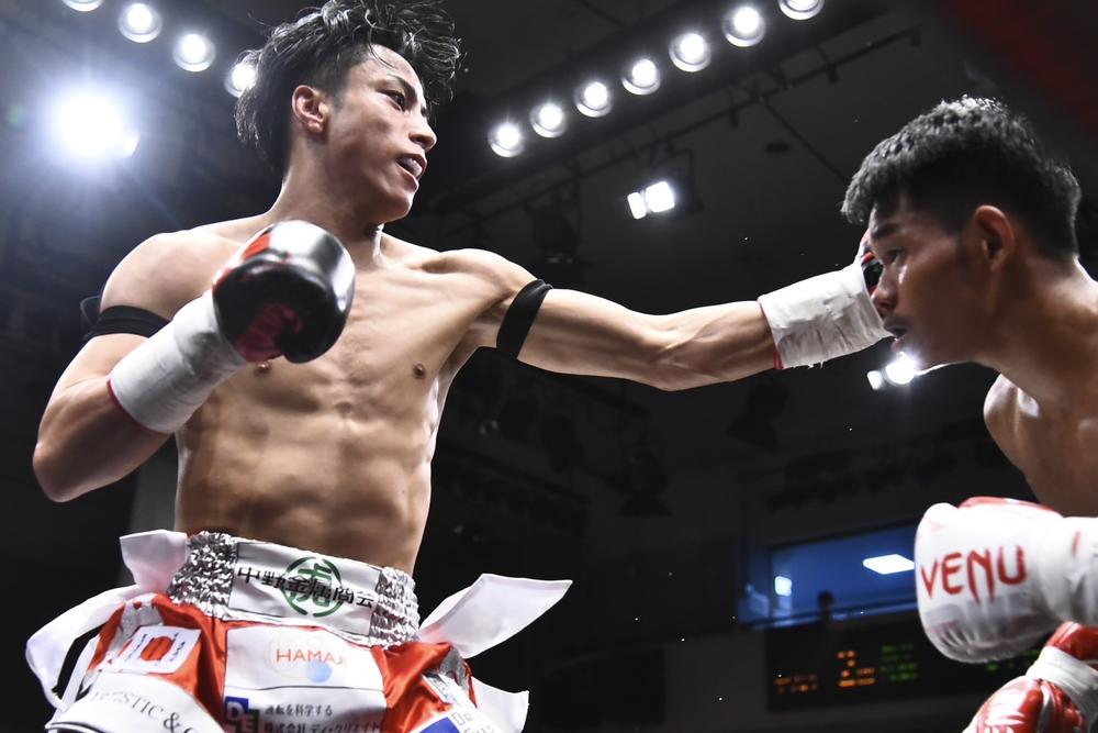 【RtRWS】石井一成が好戦的な現役ランカーを左ボディでマットに沈める、奥脇竜哉がマシンガンラッシュでKO勝ち、JOHがゲンウボンに初黒星、藤原乃愛がヒジでTKO勝ち、Joseiも勝利で続く、吏亜夢が古豪ダウサコンを初回KOし朝陽に対戦表明、佐藤九里虎がタイ選抜にまずは先勝、シンイチがヒジ打ちで見事KO勝ち