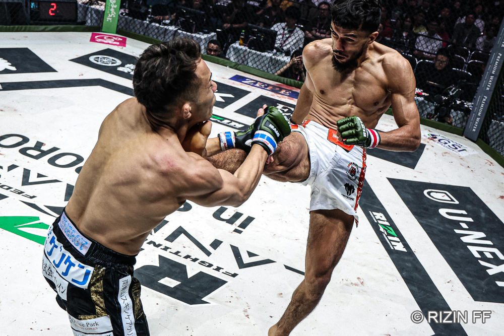 【RIZIN】フェザー級にまた1人、強豪が復帰！ イルホム・ノジモフ「萩原は日本のサムライのような選手。どちらの刀が強いかを試してみたい」×新居すぐる「“本当にノジモフが怖いんじゃないか”と自分に話しかけてしまった」