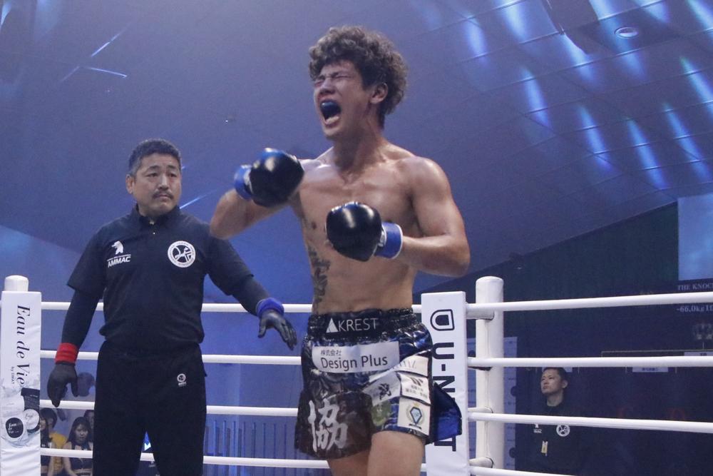 【KNOCK OUT】過酷なワンデートーナメントを制したK-1グループの石田協「生物的に強くなりたい」必殺のサッカーキックはサッカーの経験から