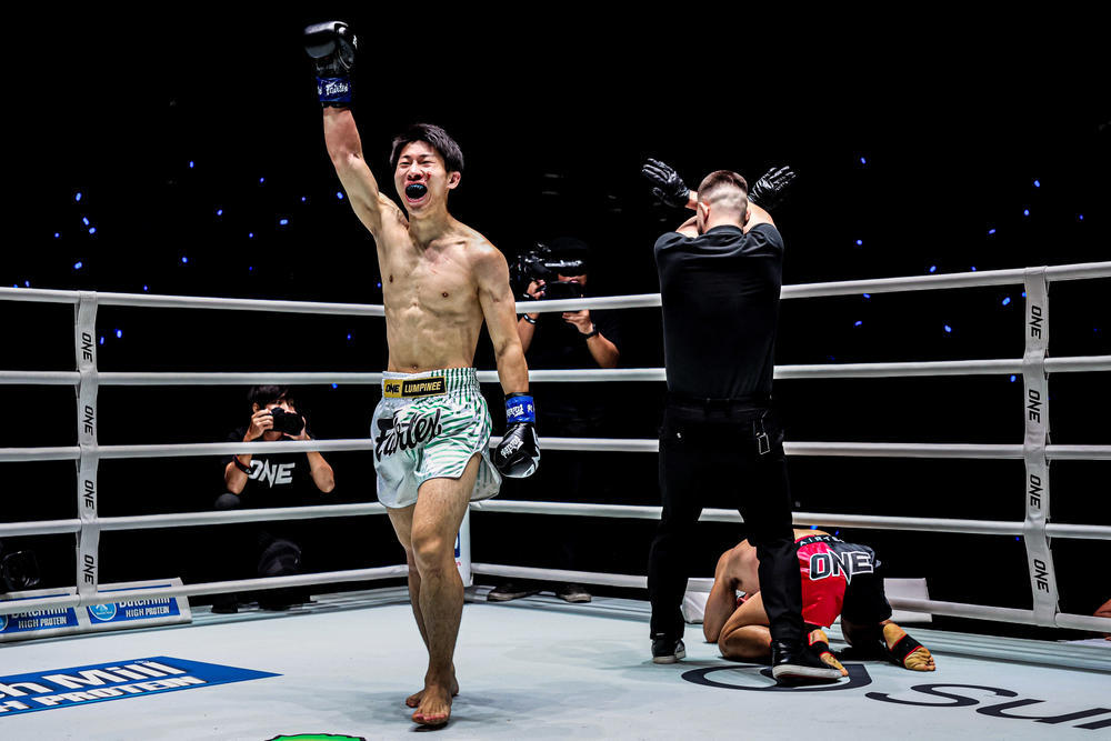 astro ラキ　握手会 astro ラキ 握手会 o0767096013876928986.jpg