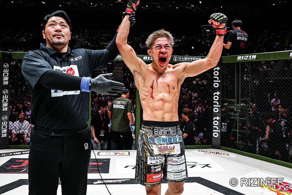 【RIZIN】萩原京平にTKO勝利した秋元強真、次に戦いたい相手に斎藤裕とクレベル・コイケ「成長を早く見せたい」が大晦日は「無理っすね。来年頑張ります」