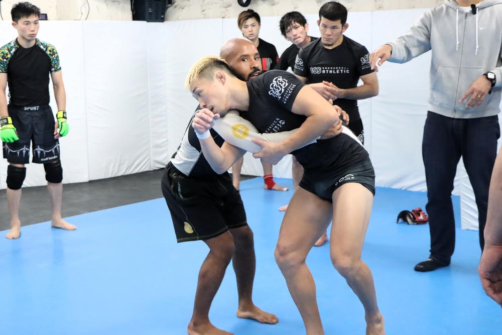 【ONE】DJがTRIBE TOKYO MMAでプロ練習に参加&セミナーを開催「若松ならパシオをノックアウトできる」、プロ練習で「みんな何をすべきか分かっている」=11月16日(日)『ONE173』有明