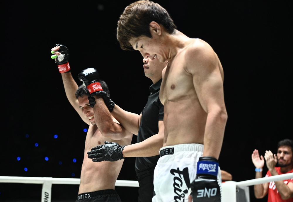 【ONE FF】大田拓真がドス・サントスに敗れる、HIROYUKIが1勝2敗の崖っぷちから初回TKO勝ち「アイムハッピー、サンキュー!」