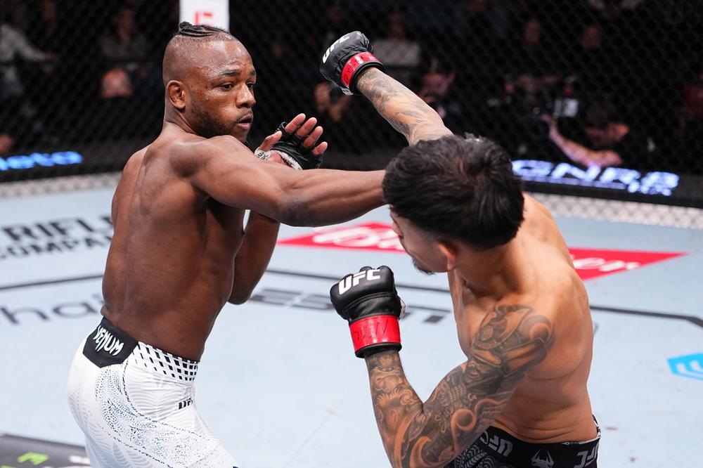 【UFC】マネル・ケイプが2位ロイバルを初回TKO!「ヴァン、そのベルトは俺のもの」。2月8日、堀口恭司が5位のアルバジと対戦決定。MMA17勝1敗ヴァシェホスがチカゼをKO! コスタが左ハイKOでUFC5連勝、元Bellator王者アモソフが1R一本勝ち「目標はベルト」