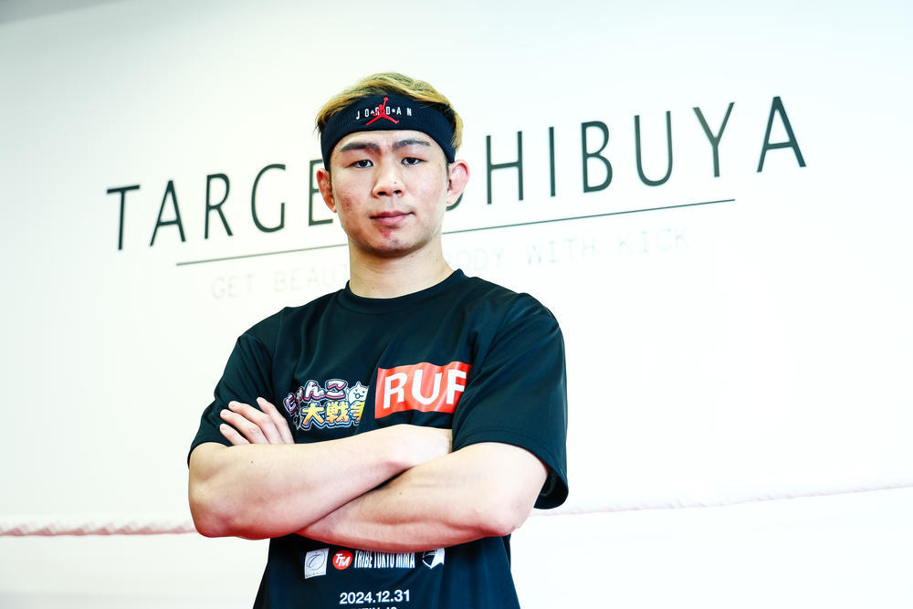 【RIZIN】薄毛を気にする格闘家YA-MANがヘアケアシャンプーのイベントに出演、トークショーのほか写真撮影＆サイン会も