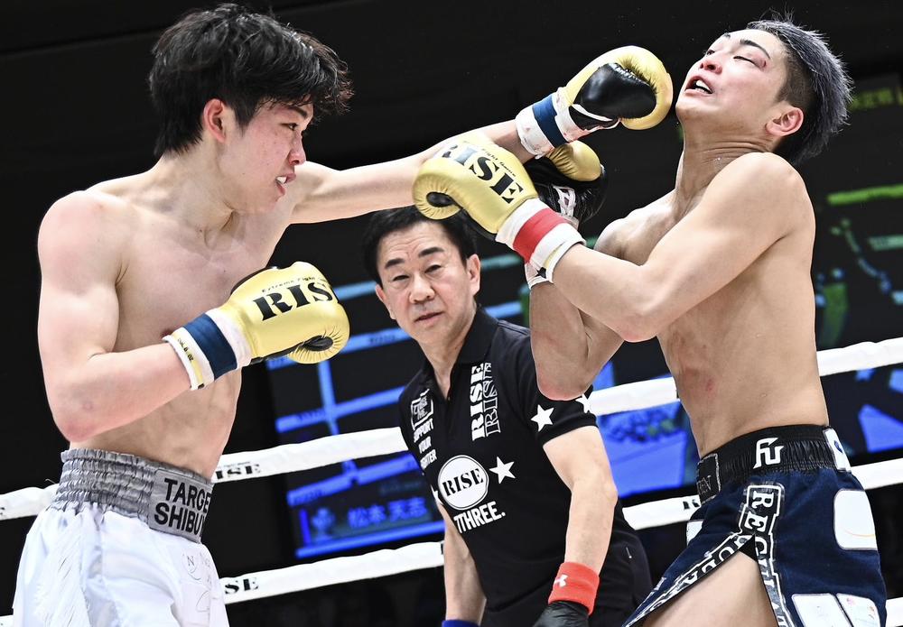 【RISE】松本天志が棚澤大空を破り新王者に、友情対決は大森隆之介が乱戦を制して梅井泰成に勝利、麻火佑太郎が木村ケルベロスと接戦の末リベンジ、有井渚海が復活のTKO勝ちに涙、堀本祐惺ワンパンKO、小野琥大が初回KO、前日緊急参戦の奥村琉奈が完勝、奥村樹里の逆転KOからスタート