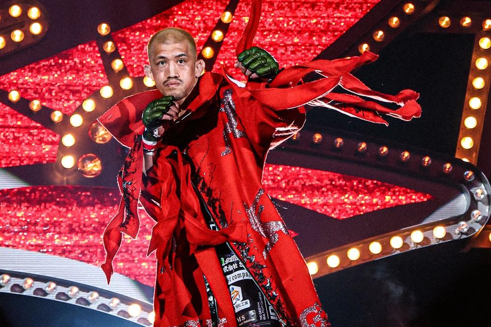 【RIZIN】「vs.世界」元LFA王者に一本勝ちの佐藤将光「“警戒していないな”というのをサイドで感じてグラウンドヒザに行った」×スウィーニー「あのヒザは間違いなく驚いた」