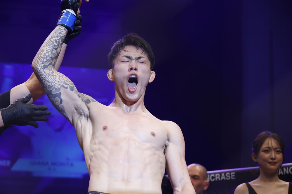 【PANCRASE】フェザー級・敢流が平田直樹にTKO勝ち「僕が次の世代でUFCに行く」、再戦は名田英平が糸川義人を返り討ち、バンタム級・佐藤ゆうじがRNC極める、フライ級・増田大河がタフファイト制す、植松洋貴が118秒TKO勝ち、ネオブラ2回戦も