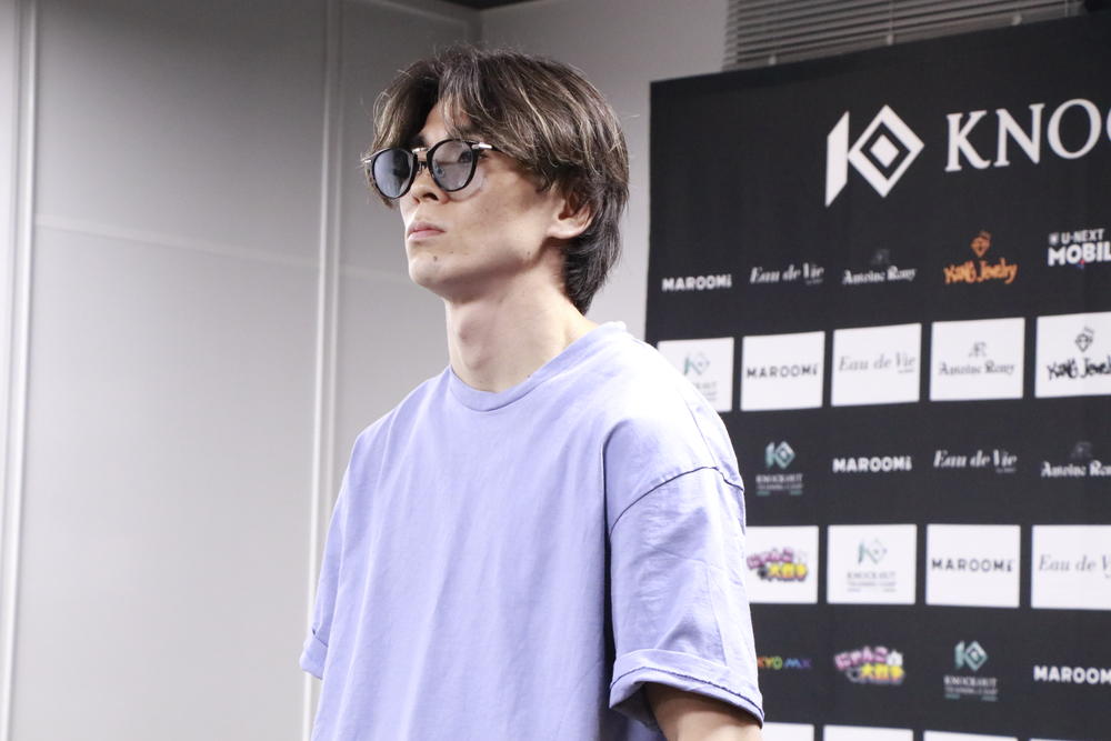 【KNOCK OUT】元K-1王者レオナ・ペタスが電撃参戦、18勝14KOの強打者・成尾拓輝と対戦決定＝6・21代々木
