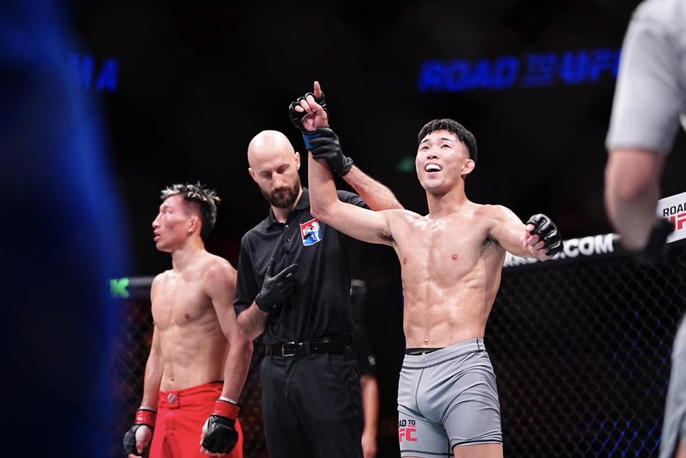 【RTU】初日は田嶋椋のみが勝ち上がり。フェザー級マンゴスが栁川のギロチン凌いでヒザ蹴りKO、青井がダウン奪うもヨンジェに一本負け、ダギースレン辛勝。バンタム級・田嶋がスプリット判定勝ち、南がマードックの肩固めにタップ、宮口が体重超過のコレンに一本負け