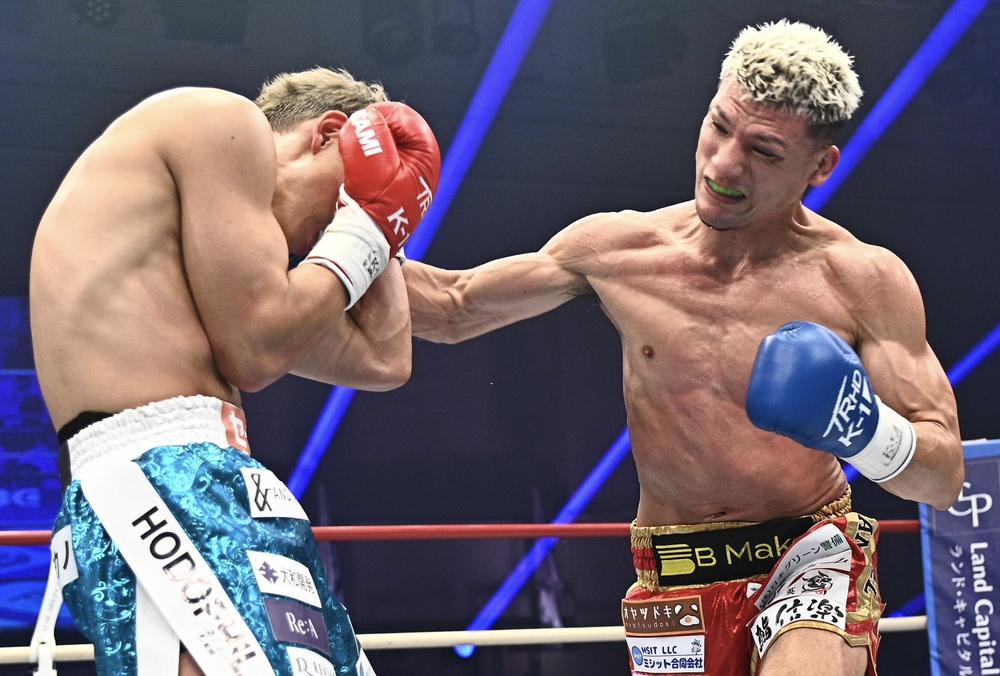 【K-1】石田龍大が関口功誠を圧倒KOで新王者に、永澤サムエル聖光が大岩龍矢を破る番狂わせ!璃明武がKNOCK OUTの乙津陸に完封勝利、池田幸司が“毒針”ヒザで秒殺KO、第1試合からタフファイトで龍翔が勝利。サッタリが復帰戦でコシエフと対戦、ムシンスキvs.谷川聖哉、横山朋哉と松山勇汰の暫定王座決定戦、石田龍大vs.関口功誠で王座決定戦、大岩龍矢vs.永澤サムエル聖光=速報中