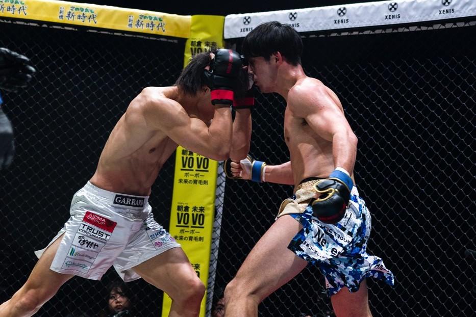 【BreakingDown】宇佐美正パトリックが細川一颯にリベンジ許さず、井原良太郎が延長戦で鈴木博昭に判定勝ち、ヤマニハが“13秒”で虎之介に速攻勝利「ポペガー！」、ボクサー黒柳禅がリアネイキドチョークでメカ君を秒殺、TETSUは完勝、プロキックボクサーの今村流星がバンタム級王者・大野篤貴を延長戦で破る、佐々木大がヒールフックで復活勝利、大阪喧嘩自慢のダイスケが樋口武大にMMAで勝利
