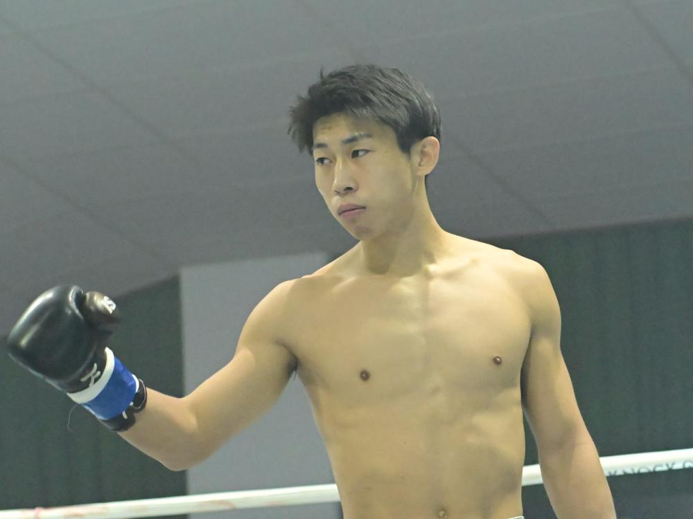 【KNOCK OUT】“外敵”レオナ・ペタスを「ぶっ飛ばす」18勝14KOのスラッガー成尾拓輝「KOまでの執念は誰よりも高い自信がある」