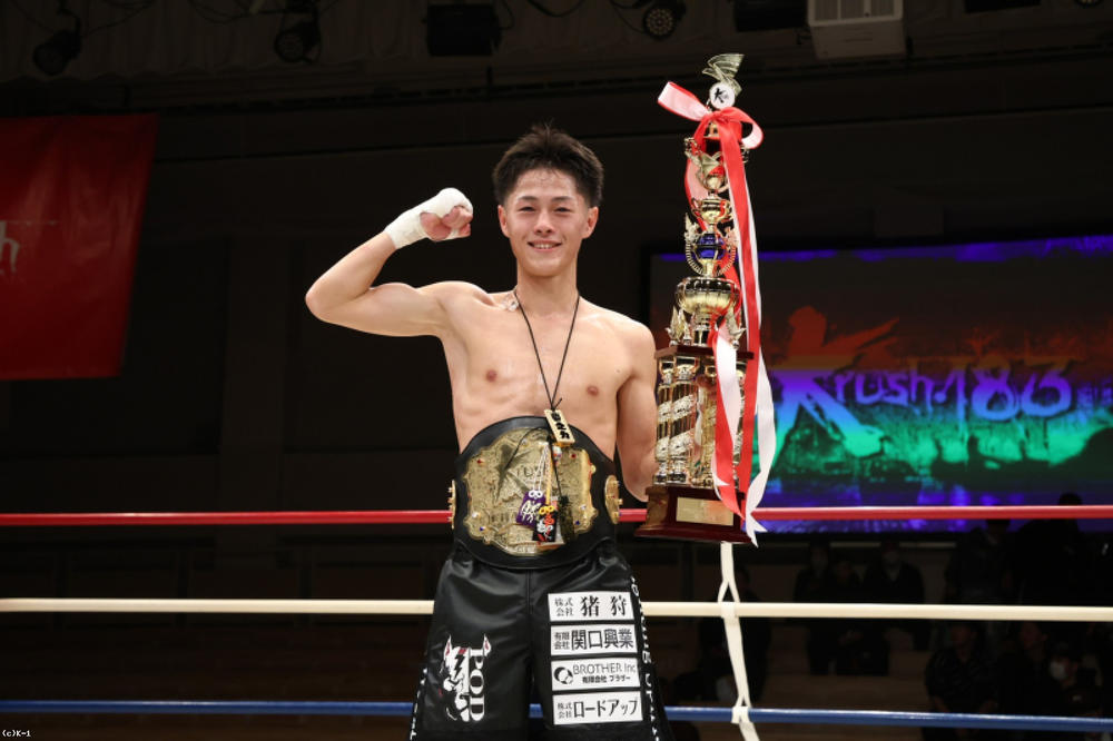 【K-1】石井一成に挑戦する上遠野寧吾「僕が小さい頃から一緒にいた猫が亡くなっちゃって…絶対に自分がチャンピオンになると決意しました」