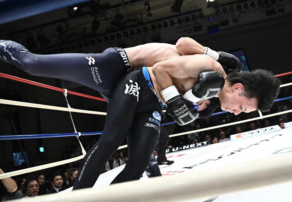 【シュートボクシング】山田彪太朗vs.ファーモンコン、笠原友希vs.ロムイーサン、イモト・ボルケーノvs.高橋幸光、竜也vs.庄司啓馬、“令和のツヨカワヒロイン”初登場も=速報中