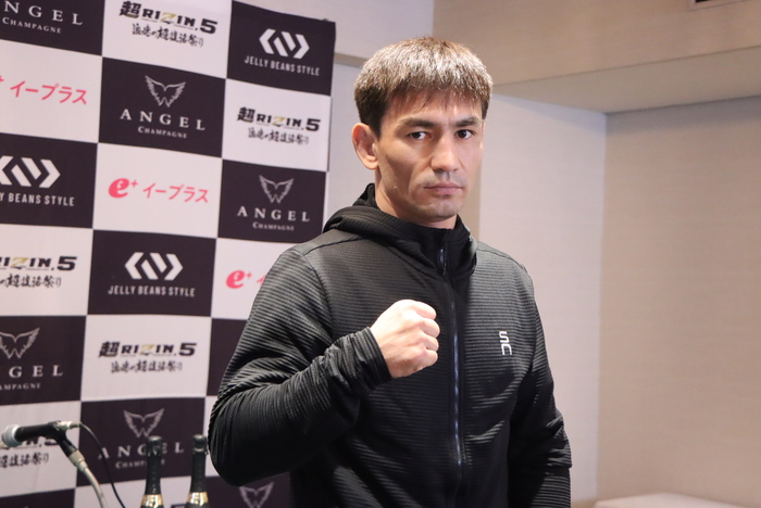 【RIZIN】ダウトベック、平本蓮は「2年間で特に大きな変化があったとは私は考えていません」「彼の打撃がどれだけ精度が高く、そしてどれだけ打たれ強いかっていうのは試合で見てみたい」
