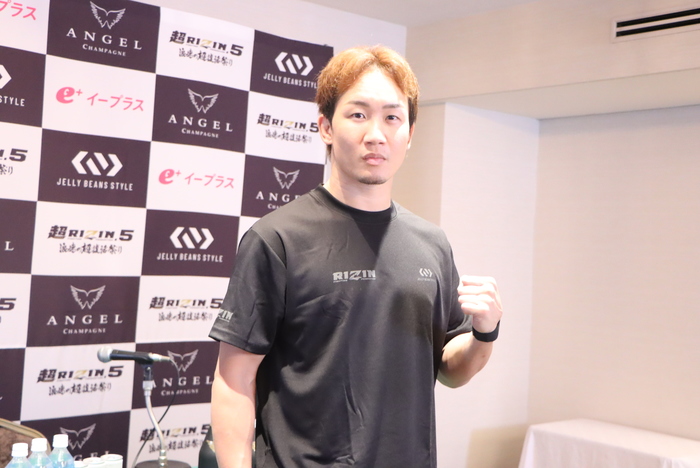 【RIZIN】朝倉未来、青木真也戦に「凄く楽しみにしてるし、覚悟があるのかっていうのをリングの上で体感したい」「1Rから来ると思うので俺も1Rから行く。倒すことしか考えてない」今後はライト級でも試合を