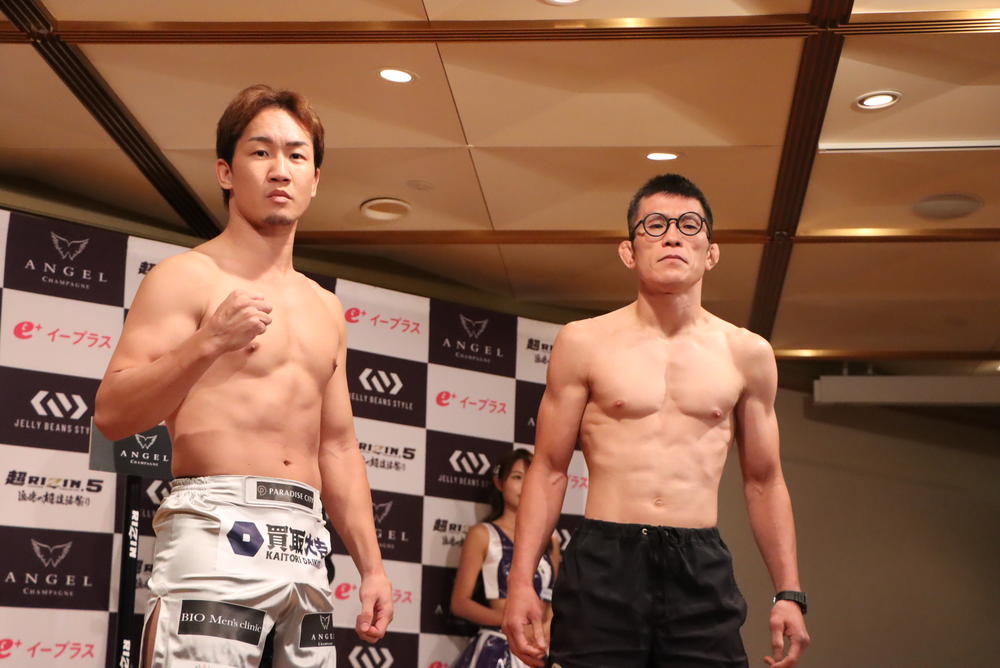 【RIZIN】朝倉未来と青木真也が計量パス、朝倉は「凄い試合を見せます」宣言、青木は「僕には積み上げてきたものがある。全力で出し切りたい」との決意
