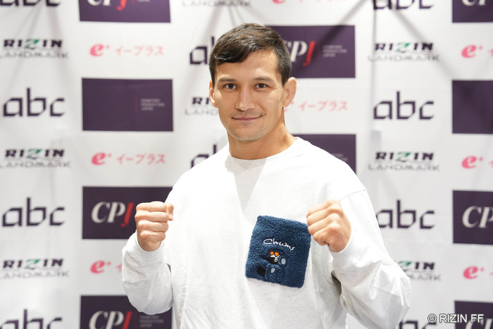 【RIZIN】“謎外国人”カファロ「最大の差は経験。彼は途中で松嶋選手よりも早く失速するんじゃないかな」、平本蓮とは「いずれ必ず彼とやる日が来ると思っている」