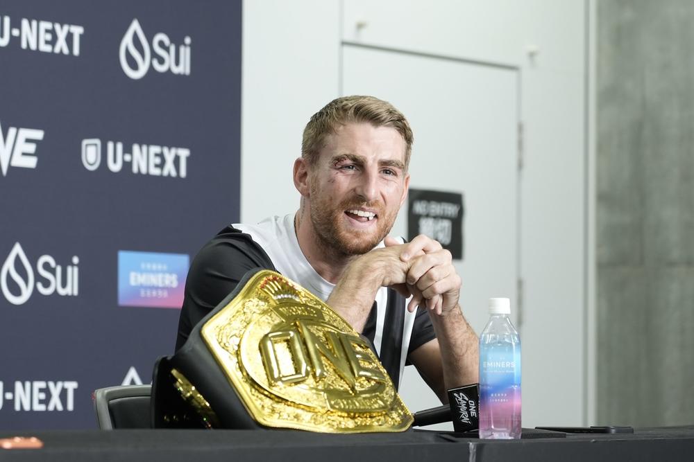 【ONE】秋元皓貴にTKO勝ちで防衛成功した王者ハガティ―、次はナビル・アナンとの防衛戦か、ムエタイ王座との二種目制覇へ「この階級で私が世界最強なのは間違いない」