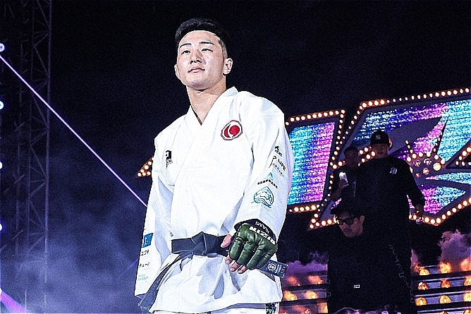 【GLADIATOR】木村柊也がホームで復帰、中村晃司と「フェザー級王座決定戦」。NavE引退で正規王者昇格の熊崎夏暉が、谷口隆元を相手にフライ級王座初防衛戦。事故で大怪我の愛弟子・中川皓貴にエール、師匠じゅんがBLACK COMBAT対抗戦に出場