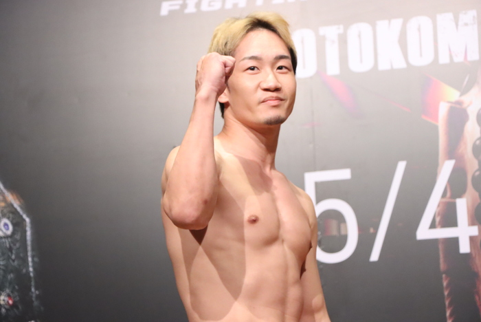 RIZIN DECADE B2サイズ　ポスター UFC 鈴木千裕 朝倉未来 RIZIN 男祭り 全選手 Ver. B2ポスター□朝倉未来 鈴木千裕