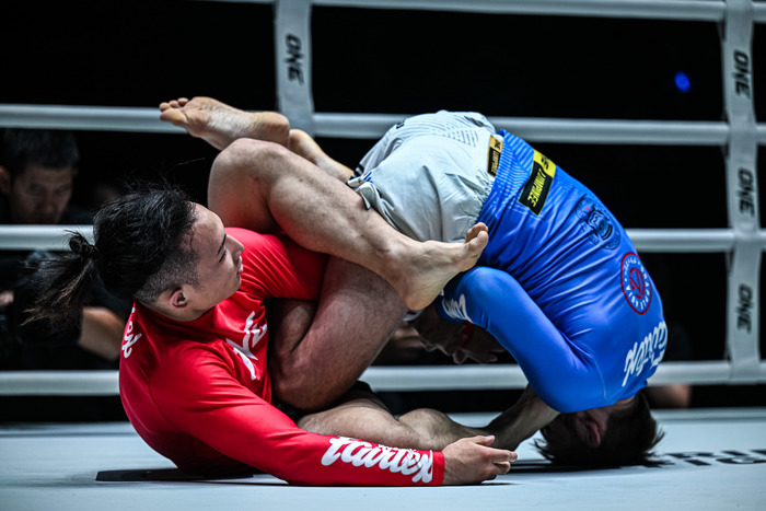 須藤元気　グラップリング　格闘技 レポ＆写真) [UFC 47] 4.2 ラスベガス：須藤元気、鮮烈一本勝ち